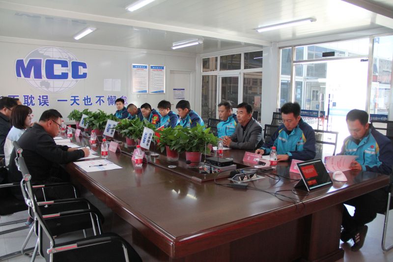 2.黨支部書(shū)記講解西柏坡革命故事,學(xué)習(xí)“西柏坡精神”內(nèi)涵